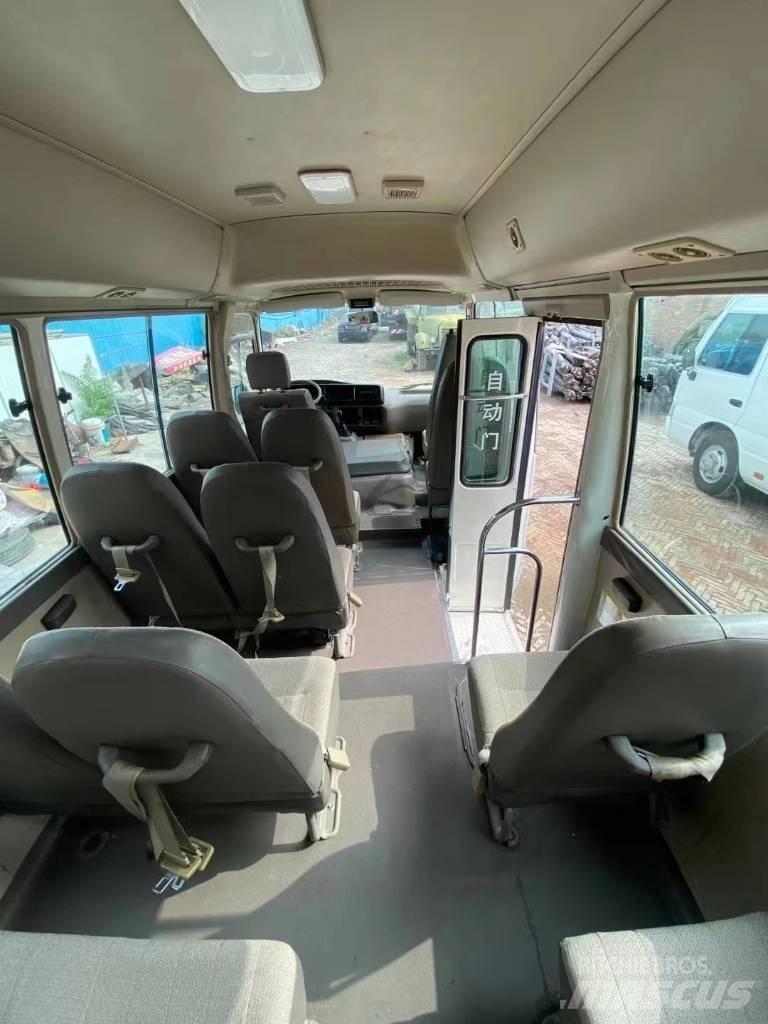 Toyota Coaster Bus Mini autobuze