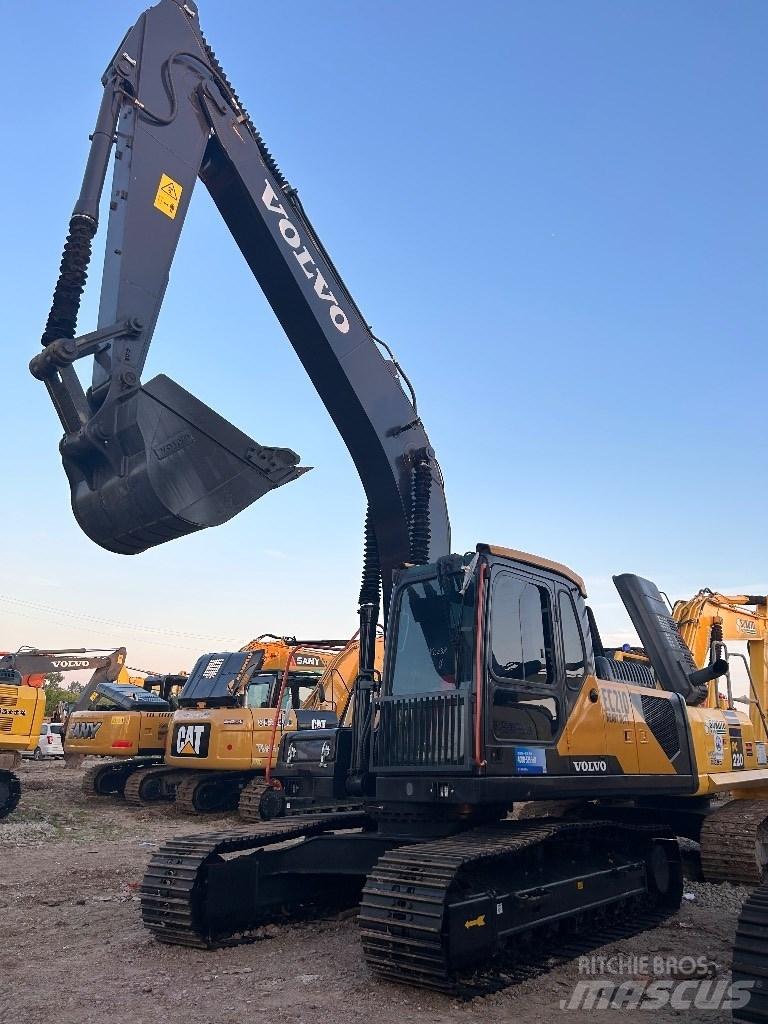 Volvo EC 210 Excavatoare pe șenile
