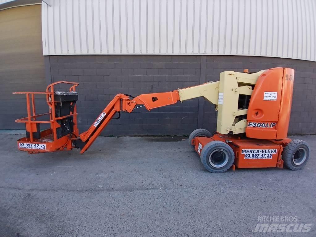 JLG E300AJP Nacele cu brat articulat