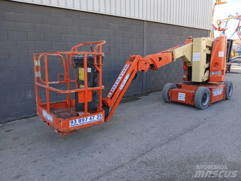 JLG E300AJP Nacele cu brat articulat