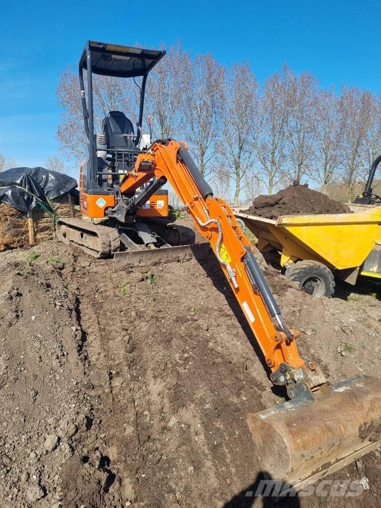 Hitachi ZX 19 U Mini excavatoare < 7t