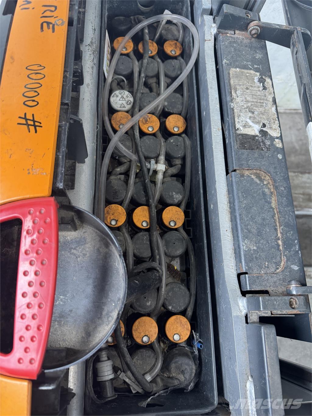 Still EXU-H18 Transpaleta manuala