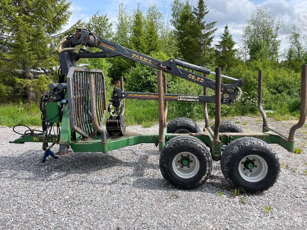 Farma T9 skogsvagn Alte remorci