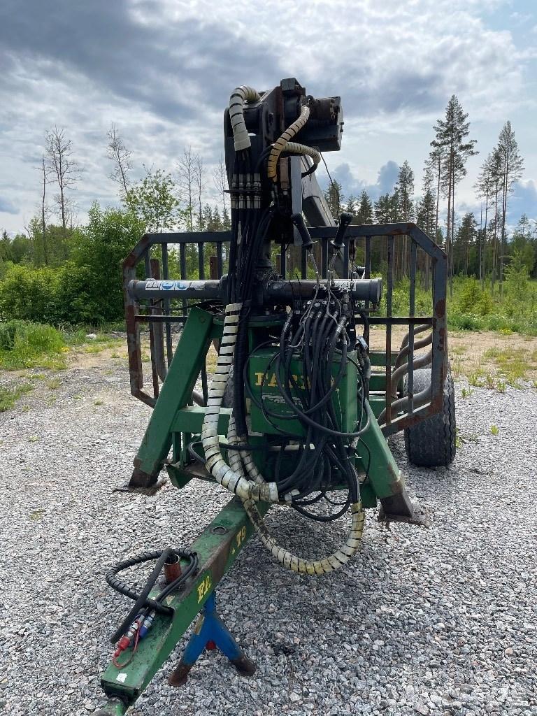 Farma T9 skogsvagn Alte remorci