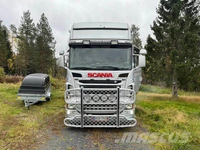 Scania R 560 6*2 Camioane platforma/prelata