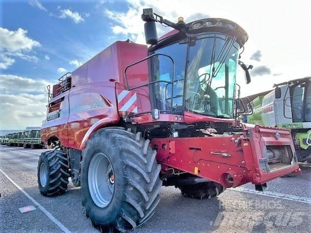 Case IH AF 8240 Combine de secerat