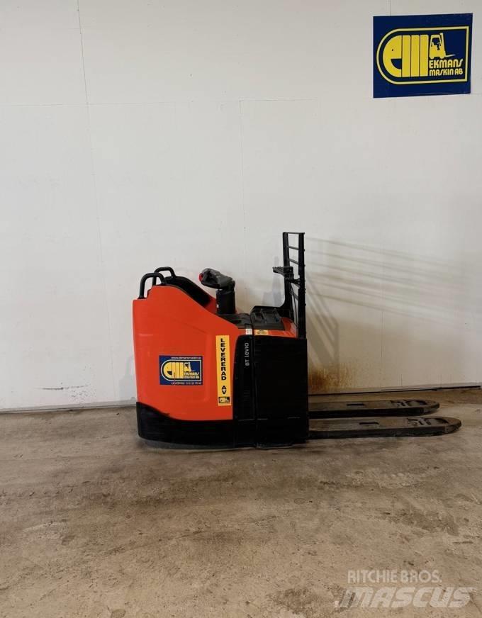 BT truck LPE 220 Transpaleta cu platforma