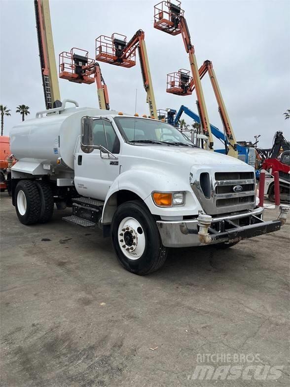 Ford F750 Cisterne