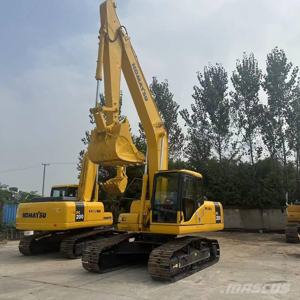 Komatsu PC 200-7 Excavatoare pe șenile

