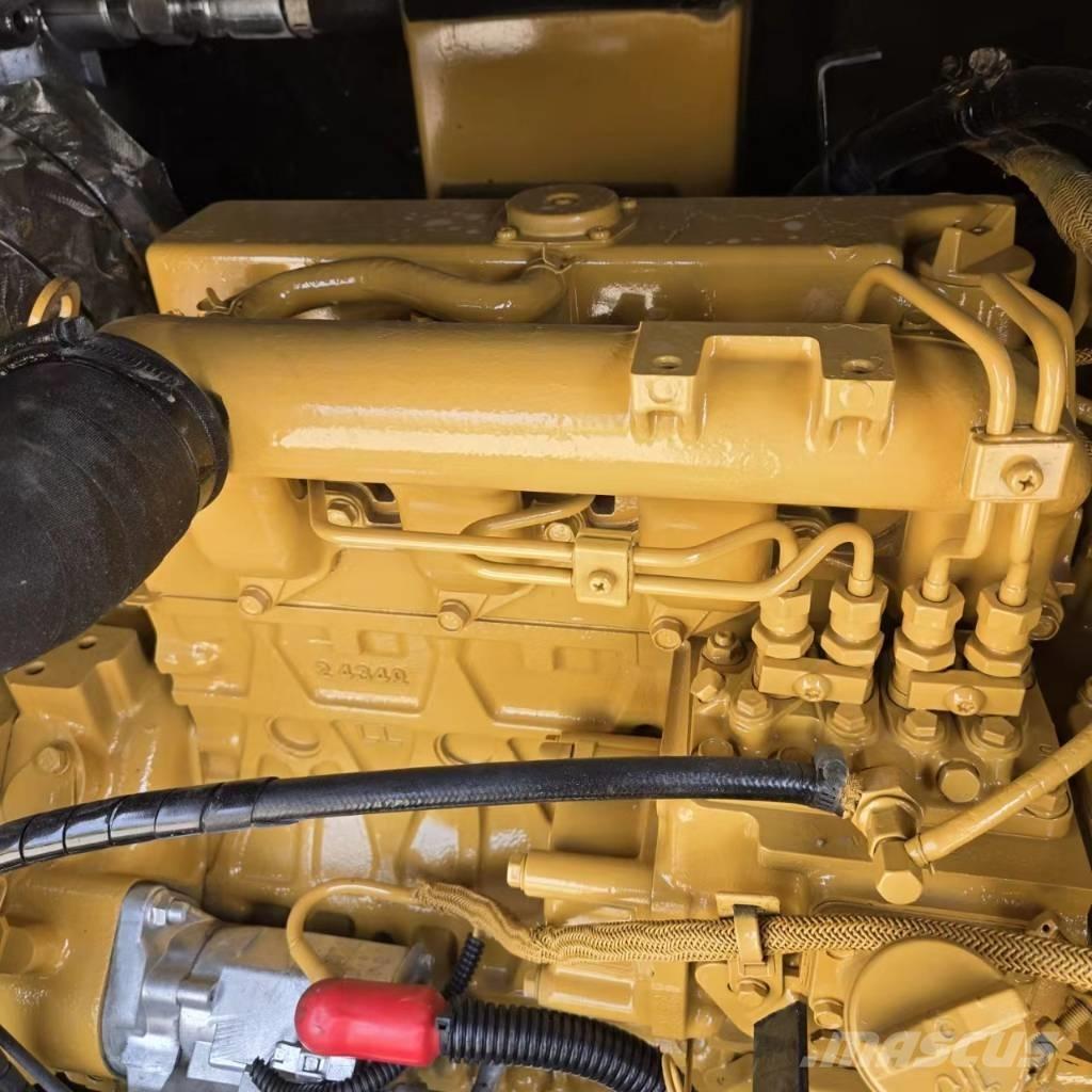 CAT 305 Mini excavatoare < 7t