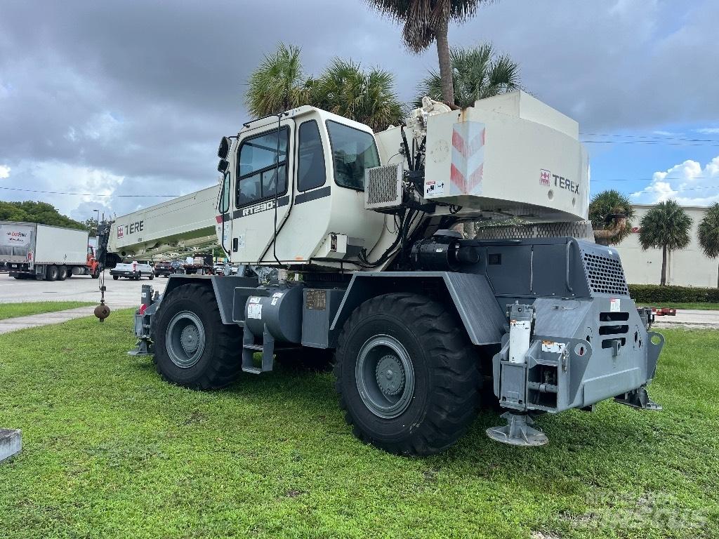 Terex RT 230-1 Macara teren accidentat