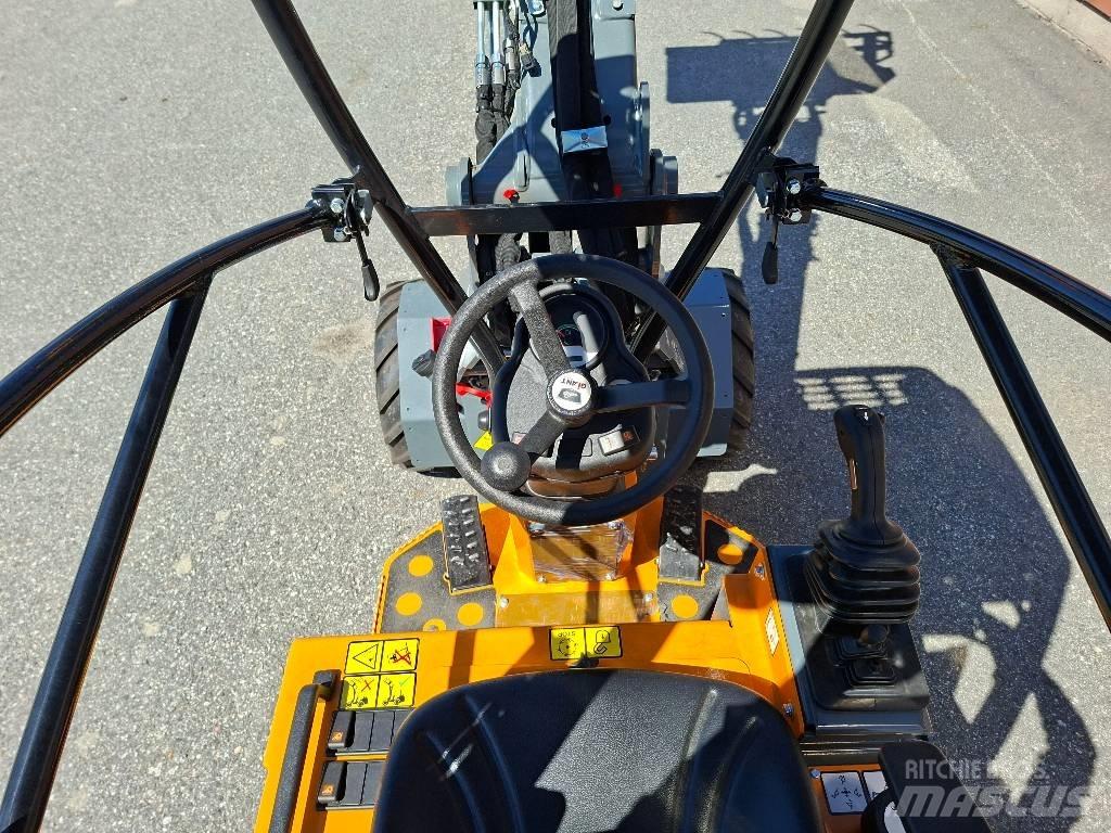 GiANT 1200 Tele Multi purpose loaders