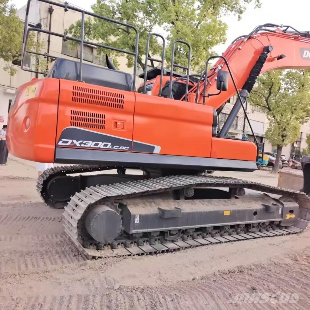 Doosan DX 300 LC Excavatoare pe șenile
