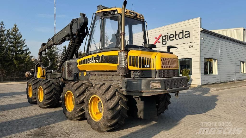 Ponsse Ergo 8W Combine forestiere