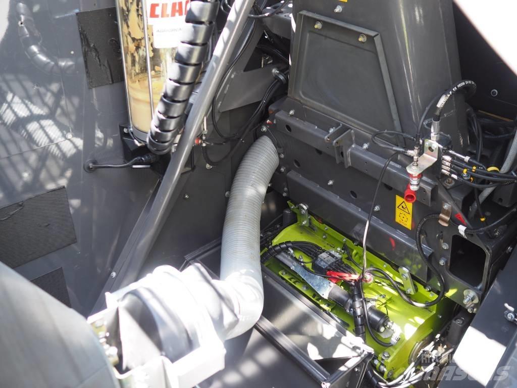 CLAAS Jaguar 860 4WD Forajere cu autopropulsare