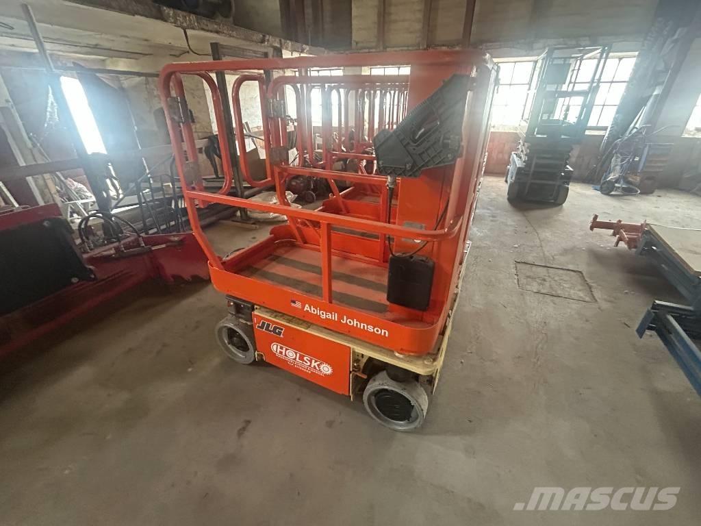 JLG 1230 ES Ascensoare verticale catarg