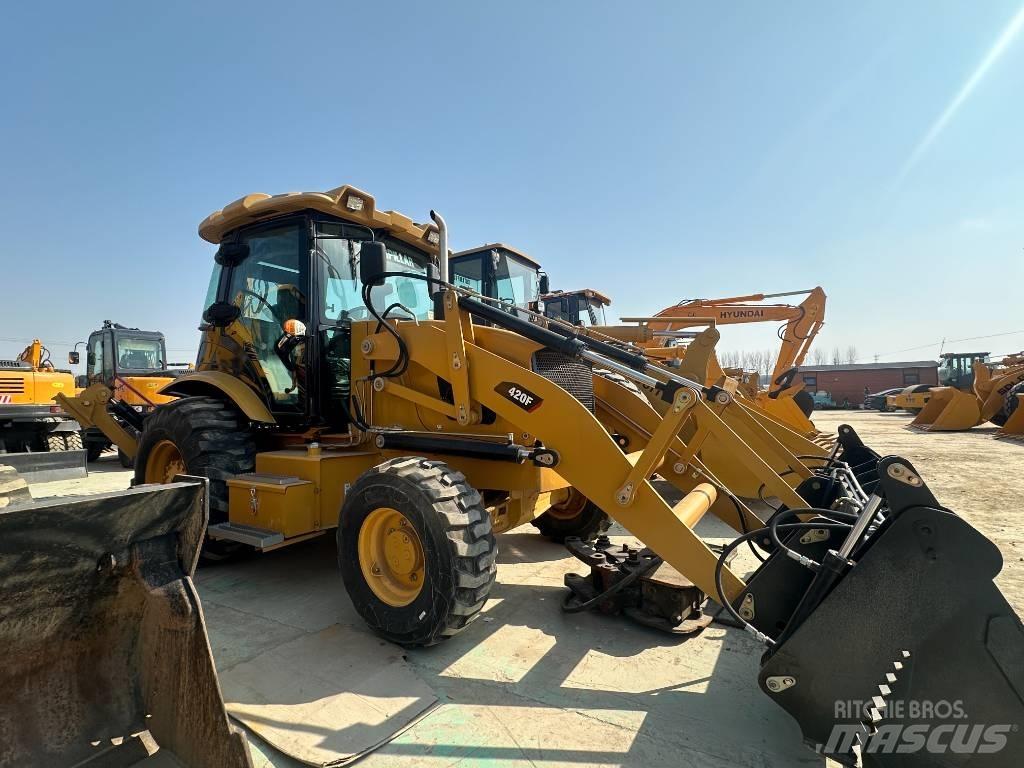 CAT 420 F Excavatoare pe șenile
