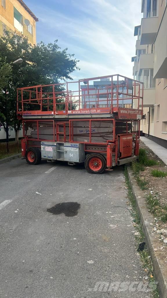 SkyJack SJ 9250 Platforme autoridicatoare