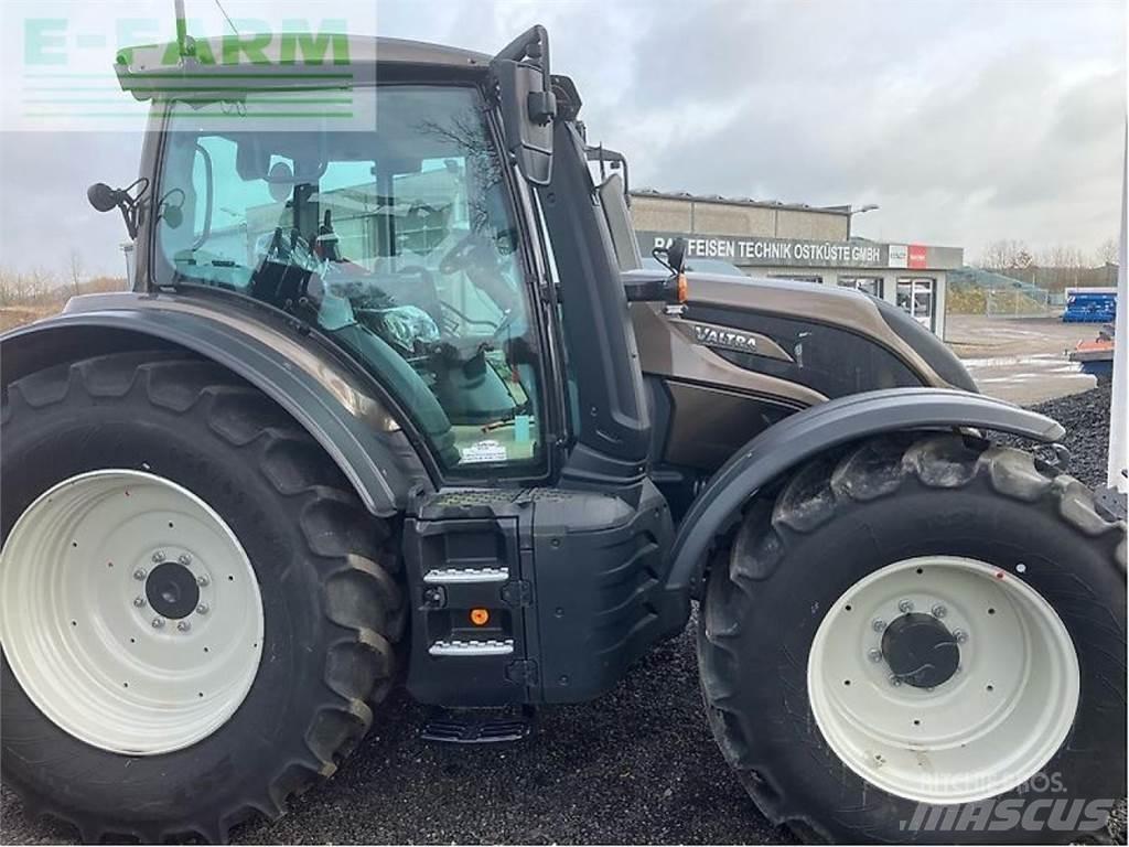 Valtra n175a Tractoare