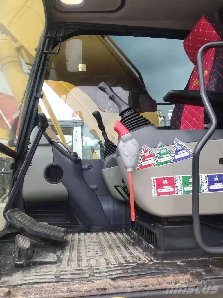 Komatsu PC 240 Excavatoare pe șenile

