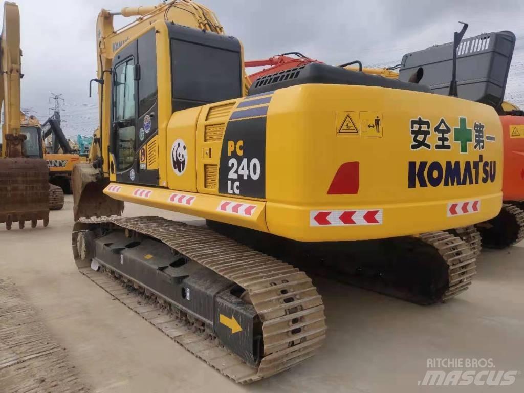 Komatsu PC 240 Excavatoare pe șenile
