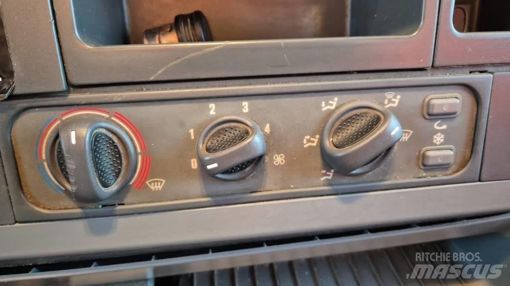 Iveco AD190T33W Autobasculanta