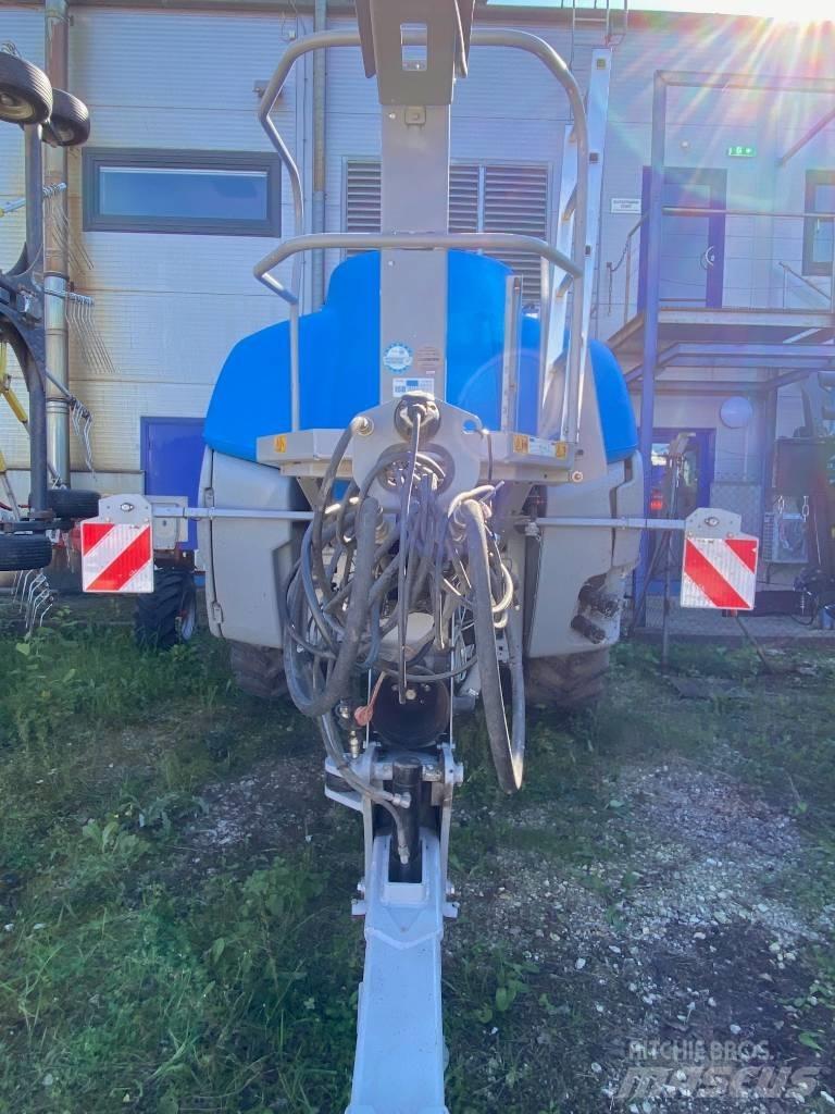Lemken Vega 12/4000 Tractoare agricole sprayers