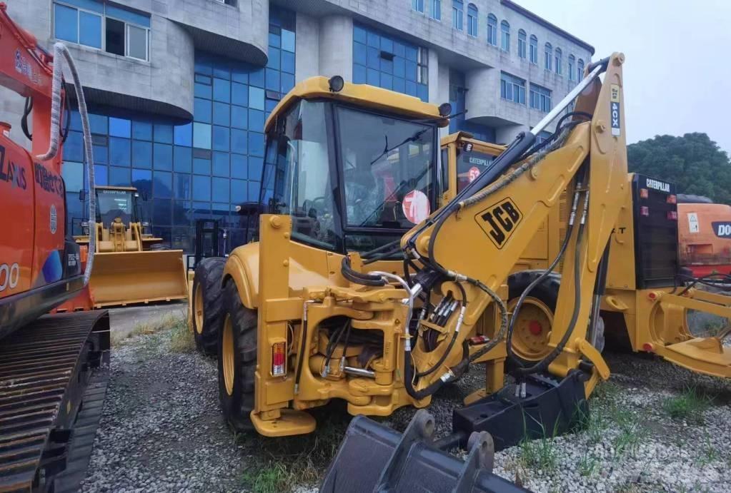JCB 4 CX Buldoexcavatoare