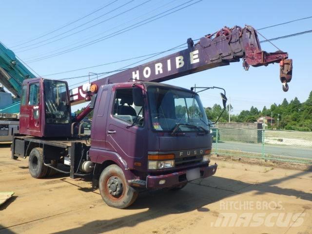 Kato NK75 Macara teren accidentat