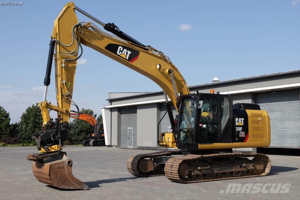CAT 320 FL Excavatoare pe șenile

