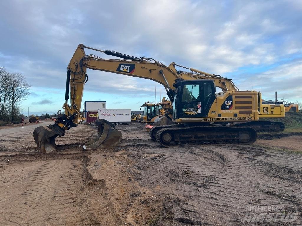 CAT 323 Nextgen Excavatoare pe șenile
