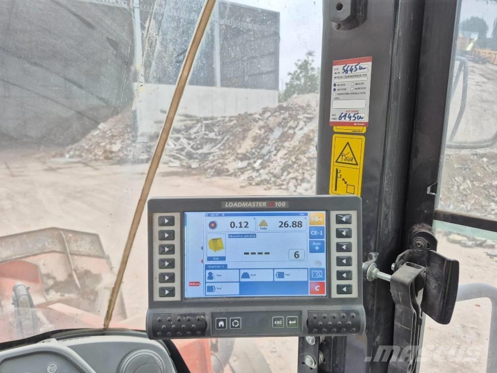 Hitachi ZW 250-6 Incarcator pe pneuri