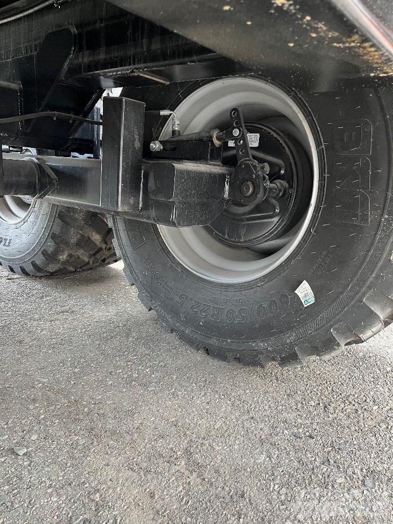 Palmse Trailer D1600 Remorci cu incarcator