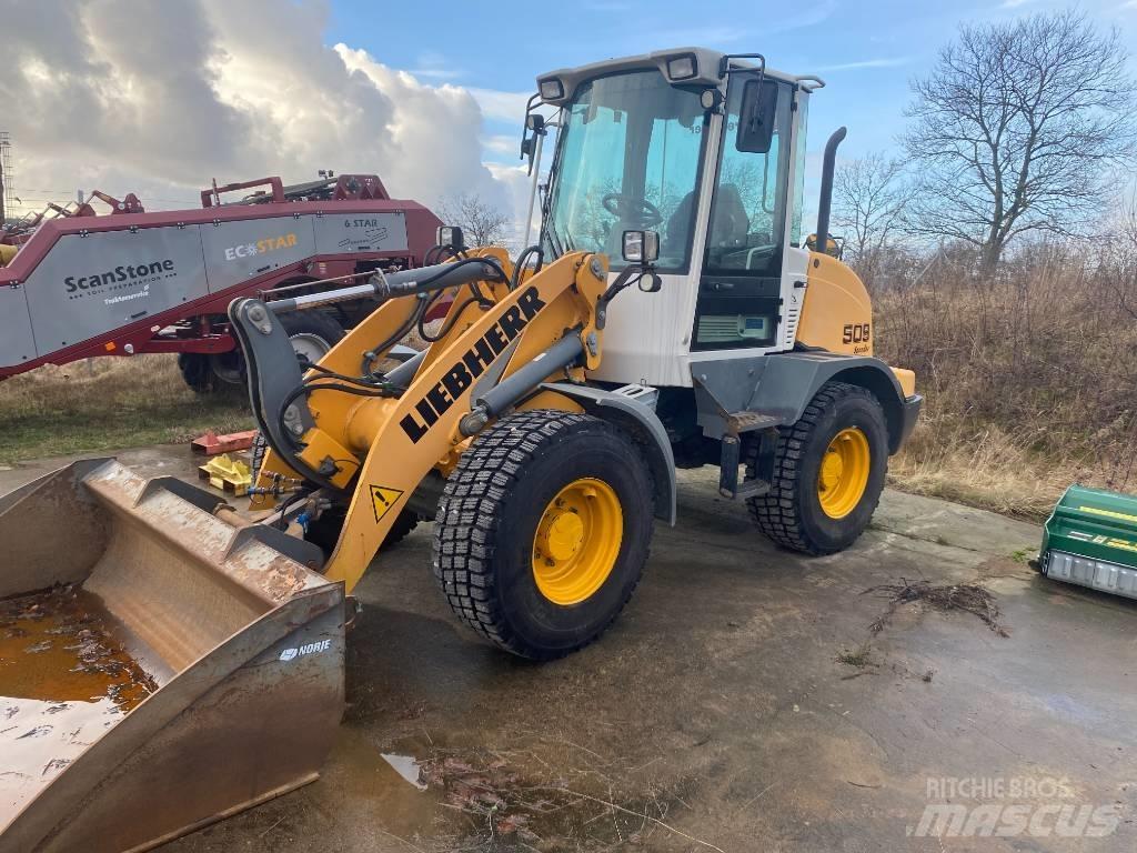 Liebherr 509 Incarcator pe pneuri