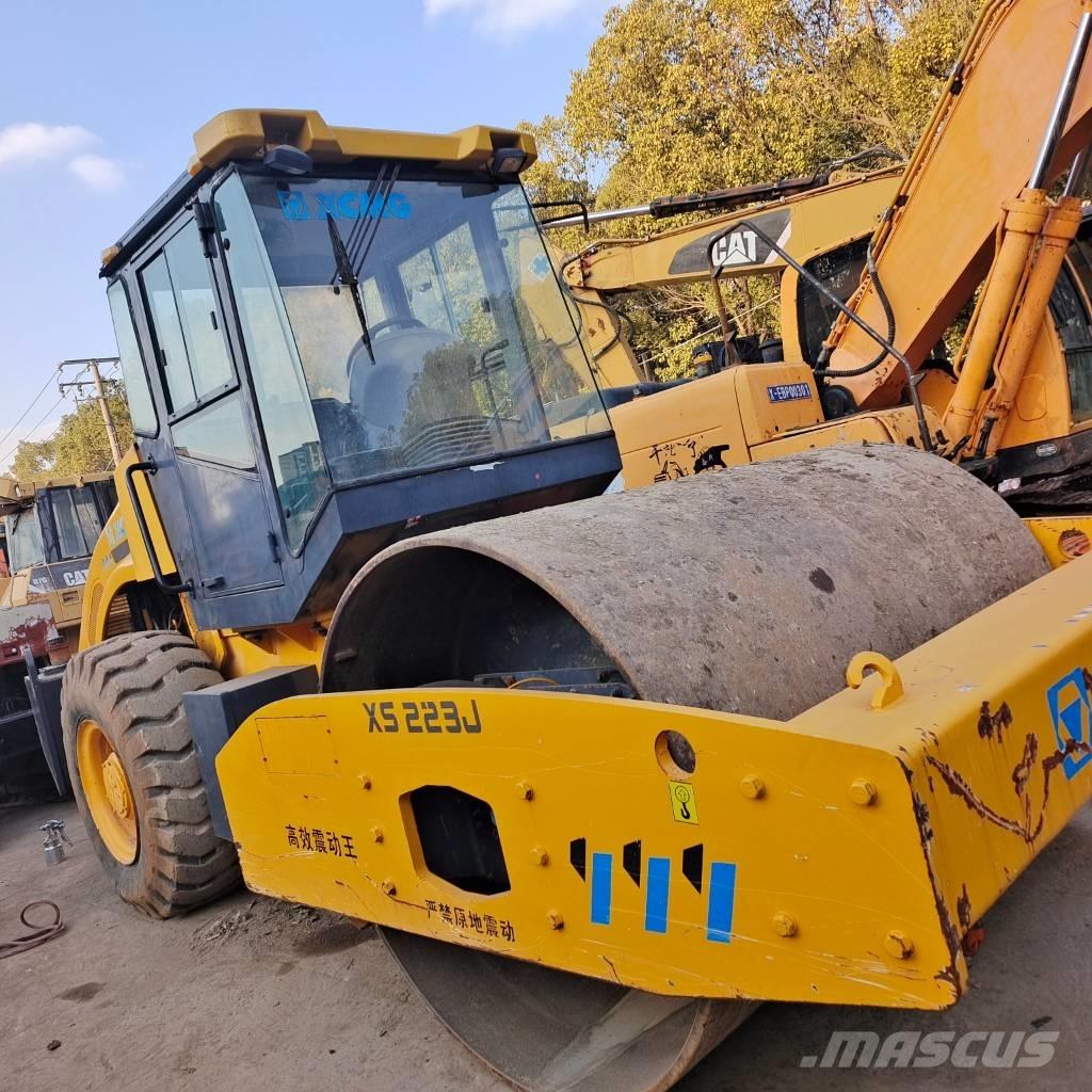 XCMG XS 143 J Compactoare monocilindrice