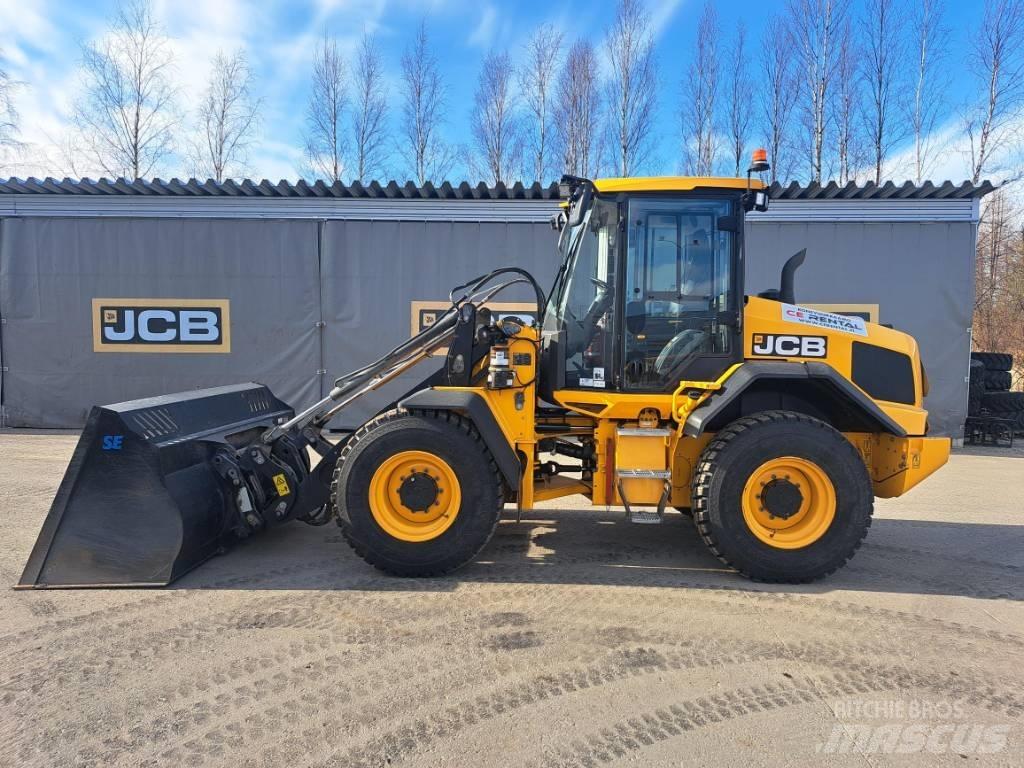 JCB 413 Incarcator pe pneuri