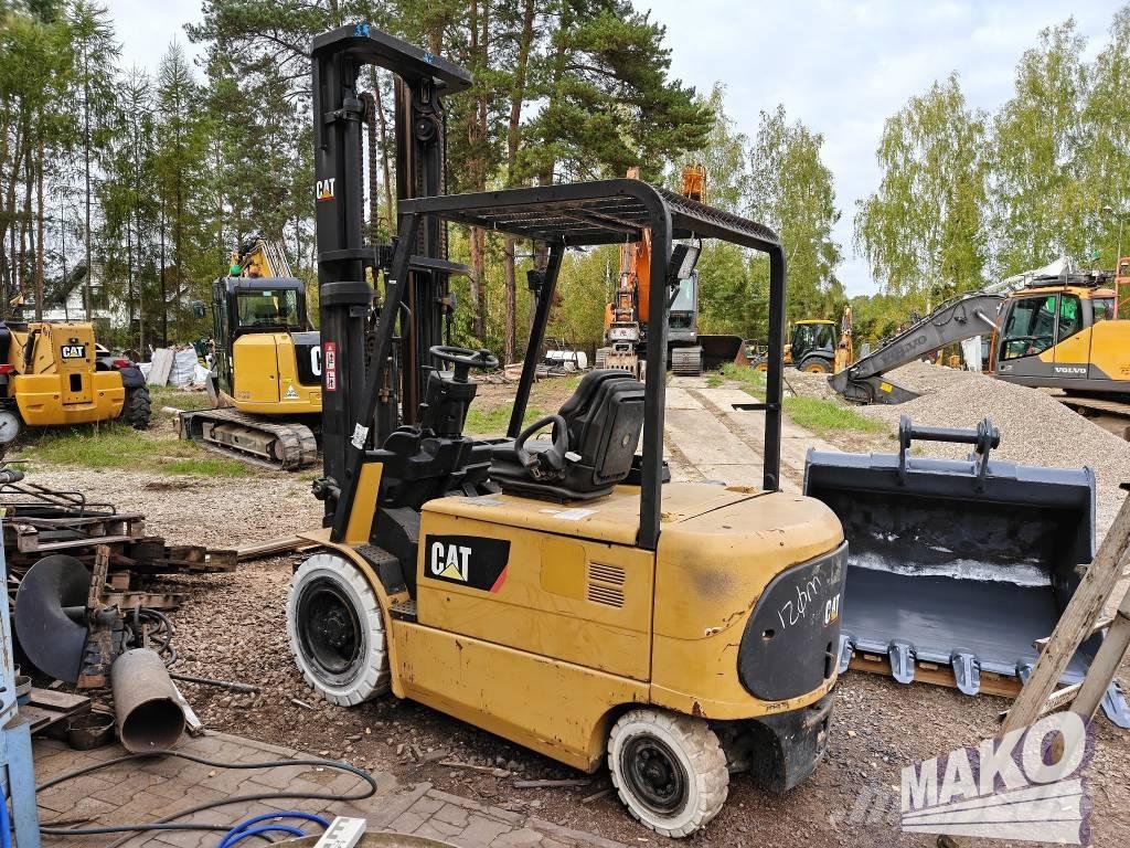 CAT EP 35 K PAC Stivuitor electric