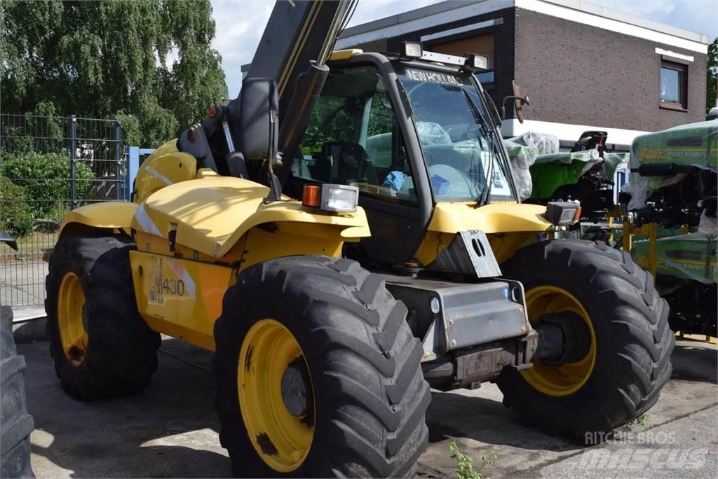 New Holland LM 430 Nacele cu brat telescopic