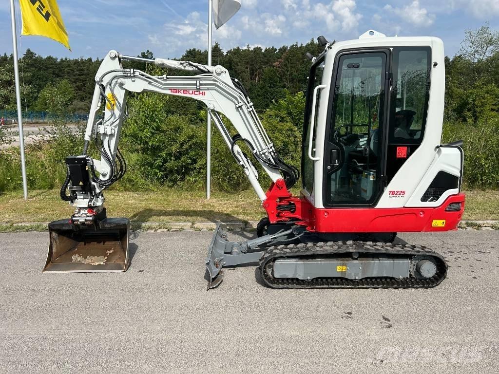 Takeuchi TB 225A V5 Mini excavatoare < 7t