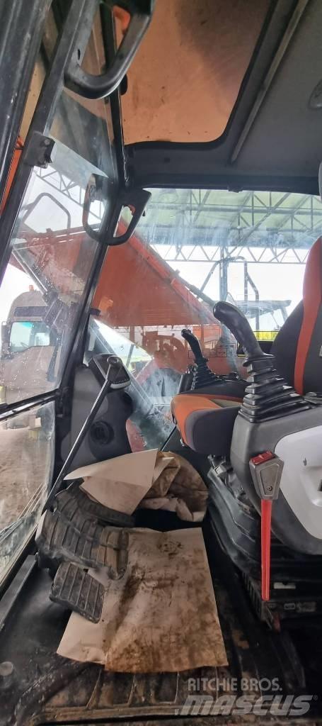 Doosan DX140LC-5 Excavatoare pe șenile

