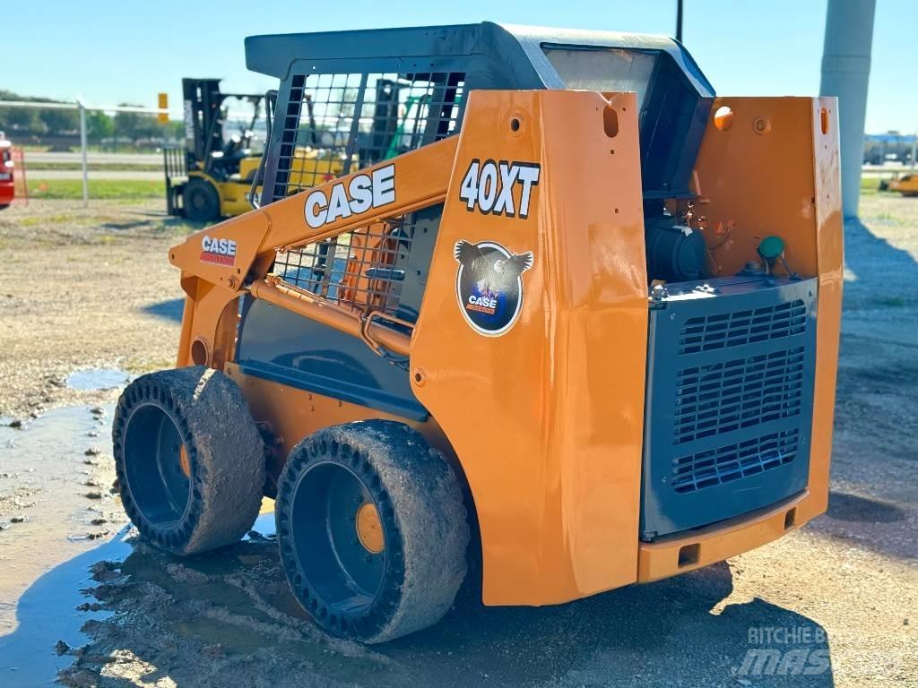 CASE 40 XT Mini incarcator
