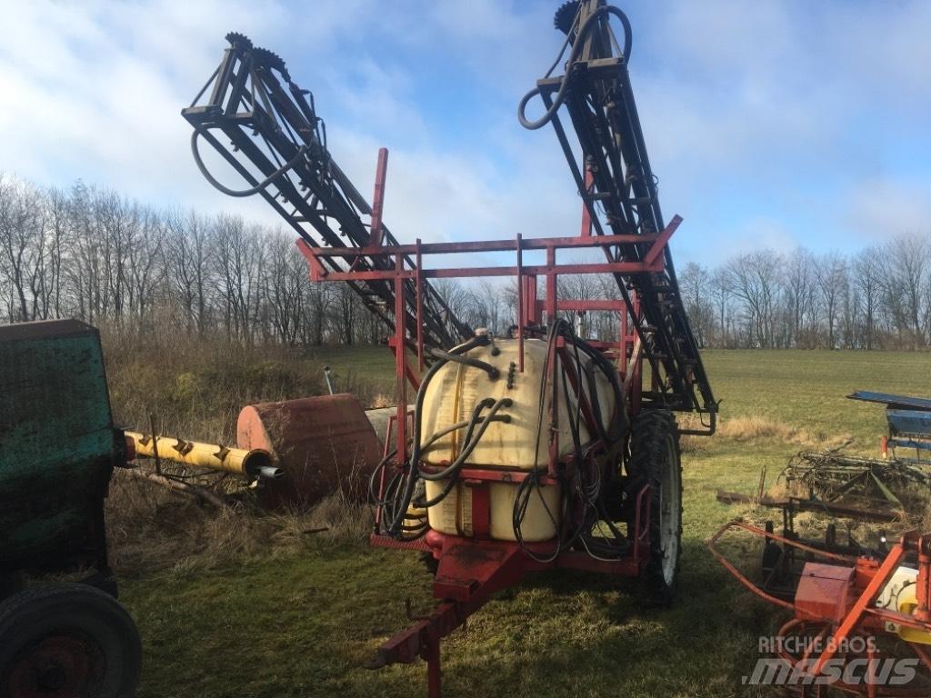 Hardi Trailersprøjte Tractoare agricole sprayers
