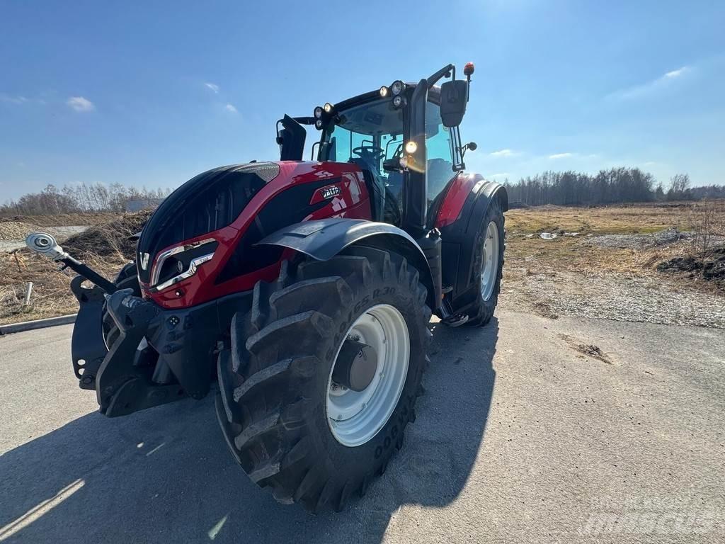 Valtra T255V Tractoare