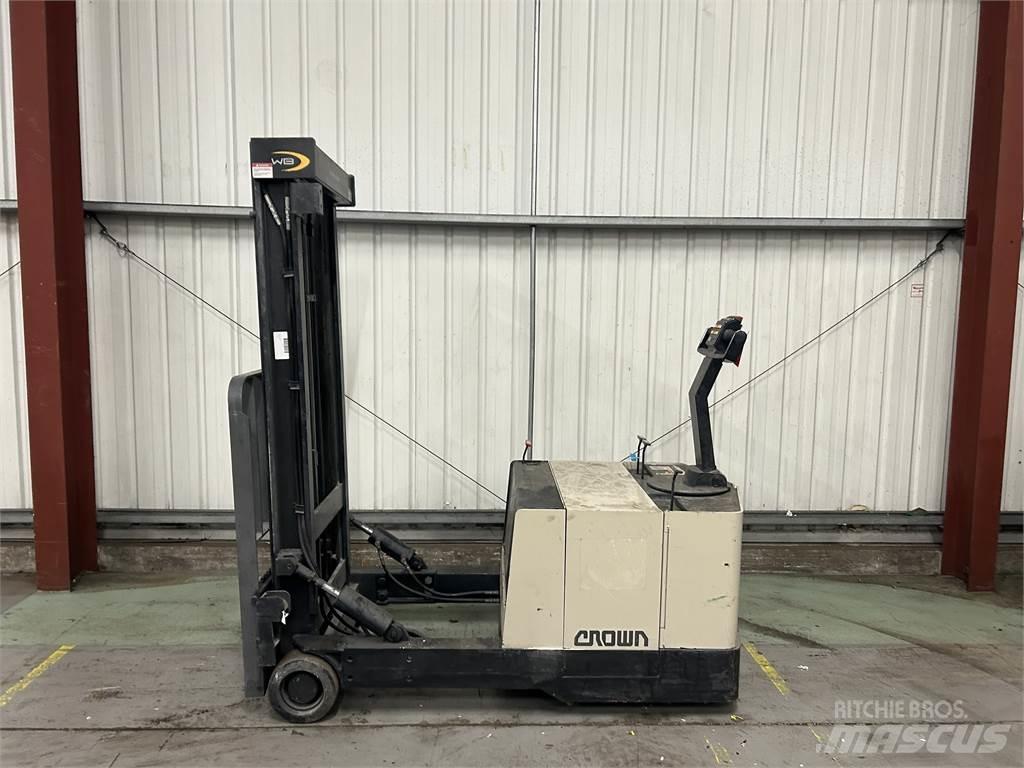 Crown 40WBTL Transpaleta manuala