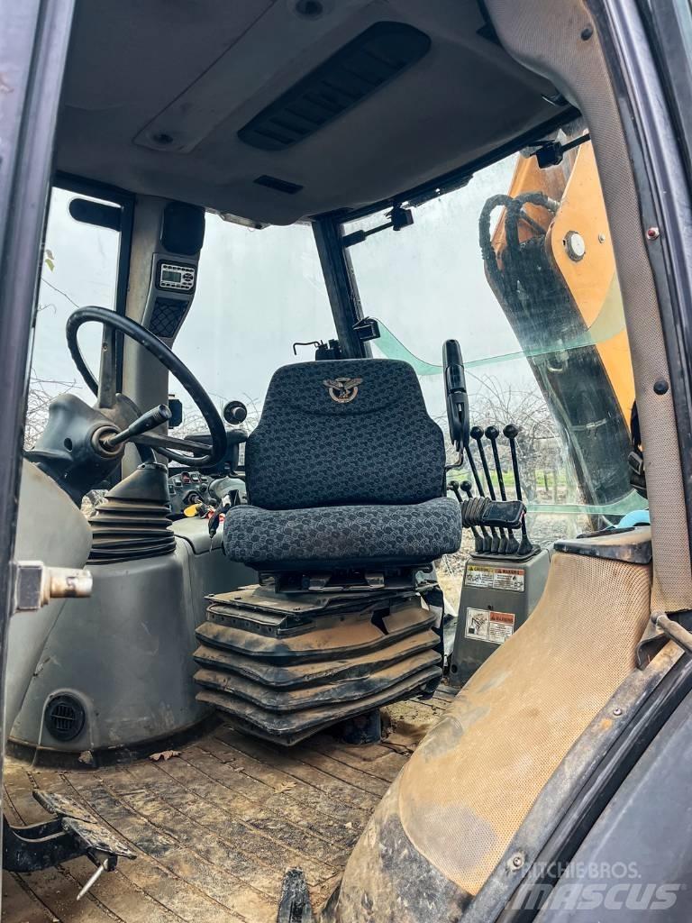 CASE 580 SN Buldoexcavatoare