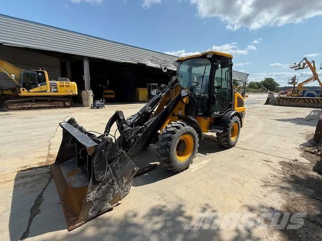 JCB 406 Incarcator pe pneuri