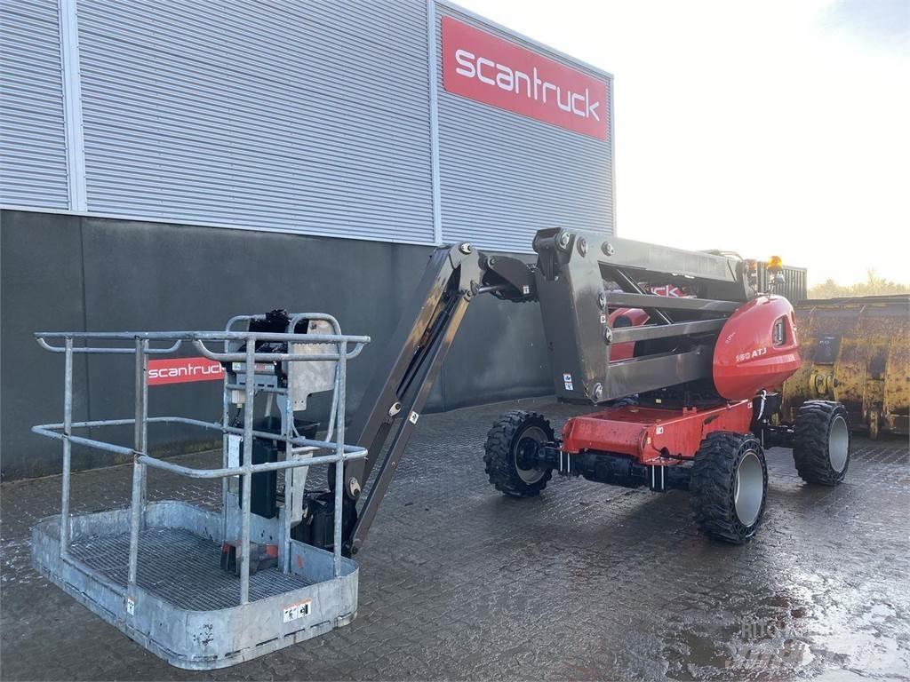 Manitou 160ATJ RC Nacele cu brat articulat