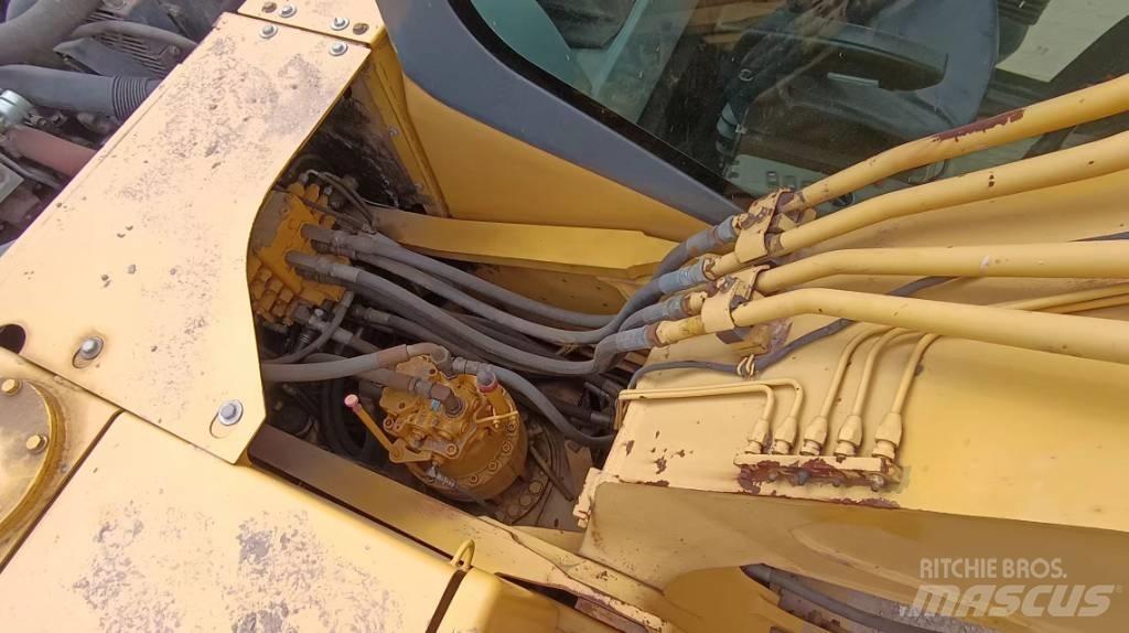 Komatsu PC 160 LC-7 Excavatoare pe șenile
