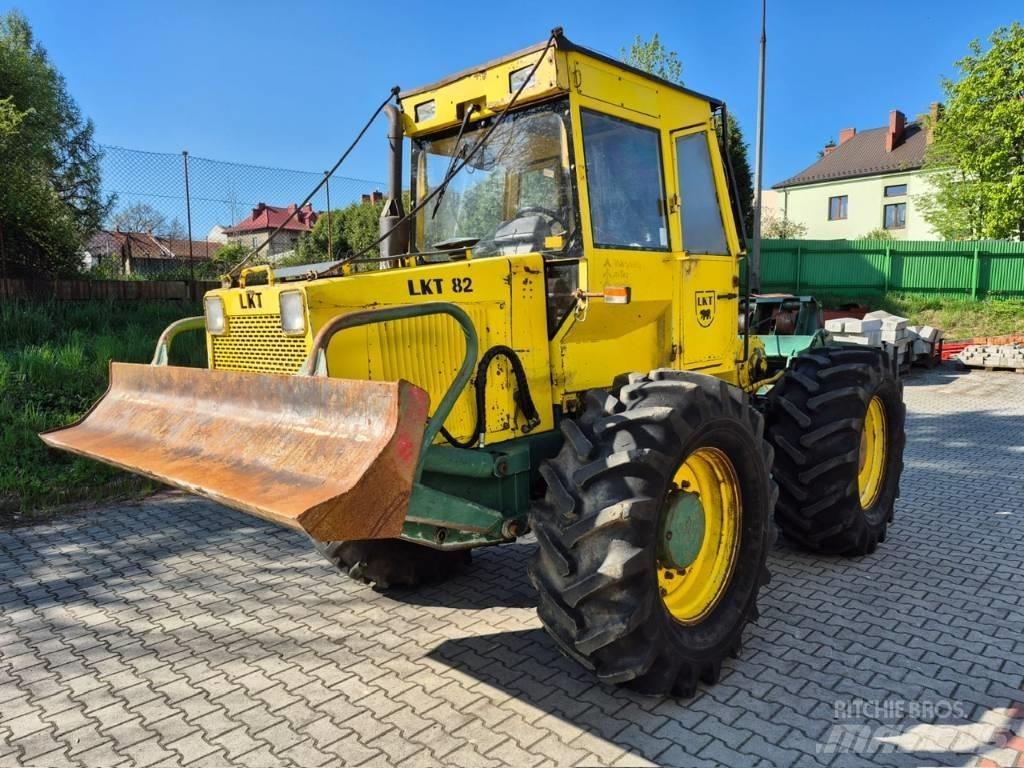 LKT 82 Skider Utilaje de manevrarea a bustenilor