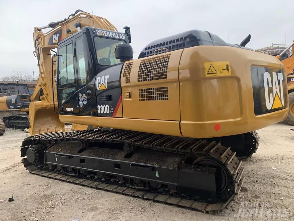 CAT 330 D Excavatoare pe șenile
